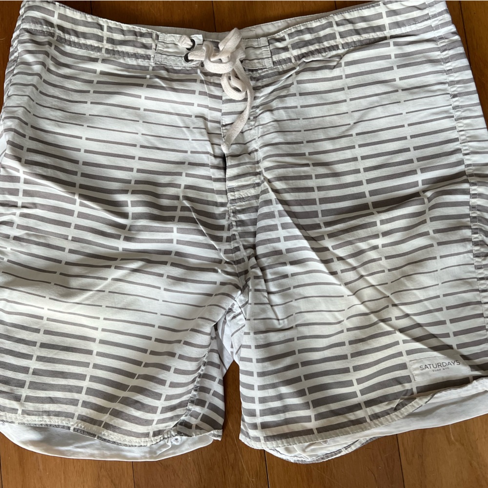 Saturdays New York City Men’s Swim Trunks / Bathing Suit Size 32